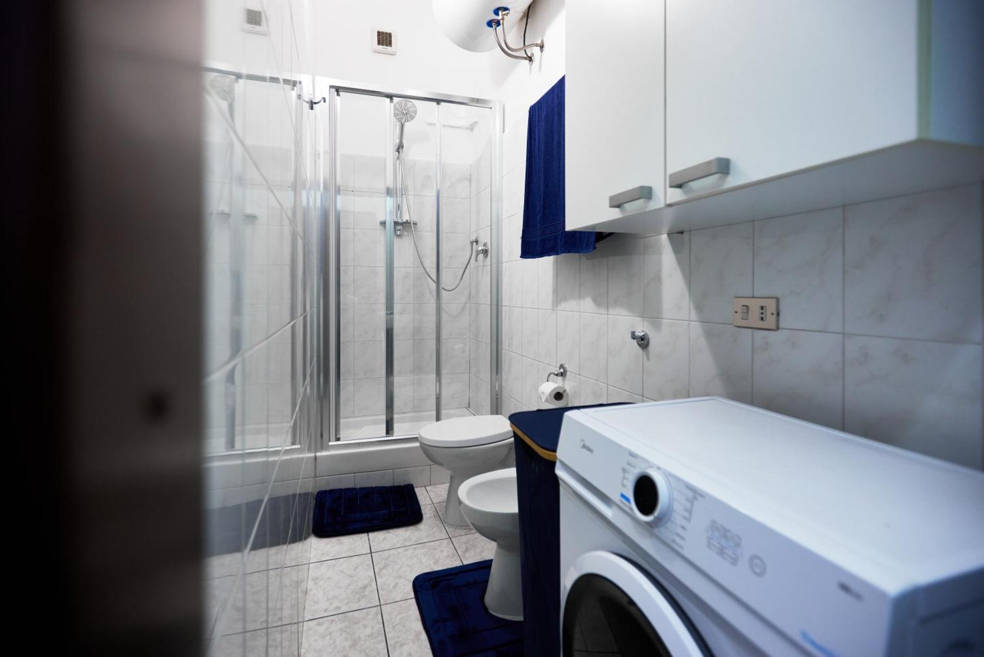 Cozy Studio A Few Steps From Sesto Rondo Metro Station Sesto San Giovanni Exterior photo